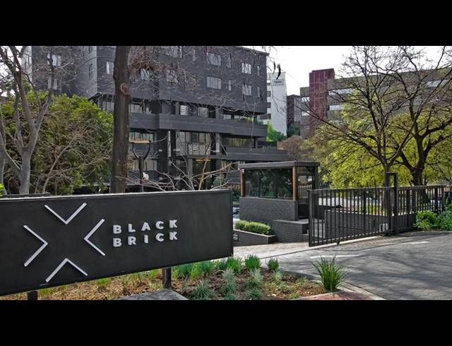 1 BEDROOM DUPLEX FOR SALE IN SANDTON CENTRAL